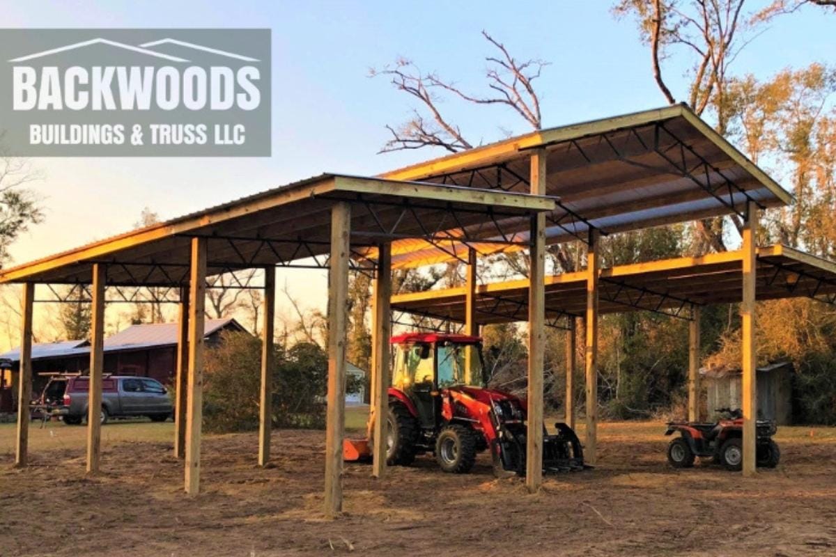 Open Farm Pole Barn with Lean-Tos - Florida Equestrian Barn